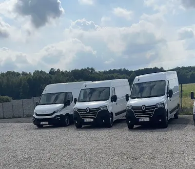LUXCARSRENT-Wypożyczalnia busów 9- osobowe i aut dostawczych/Kielce
